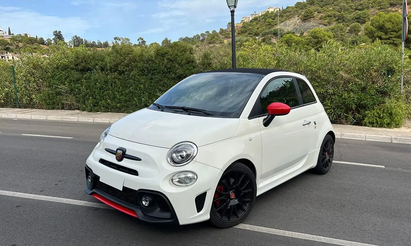 rent Abarth 595 rent Abarth 595